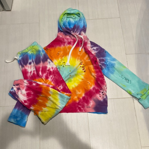 KATIE J NYC rainbow tie die set with hoodie and sweatpants